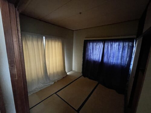 座間市相武台戸建て二階　手前の部屋